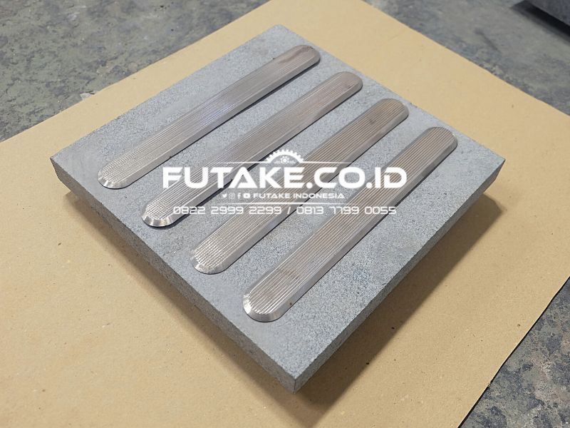 Guiding Block Tactile Stainless